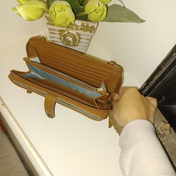 The sak brown leather oversized wallet - Picture 3 of 4